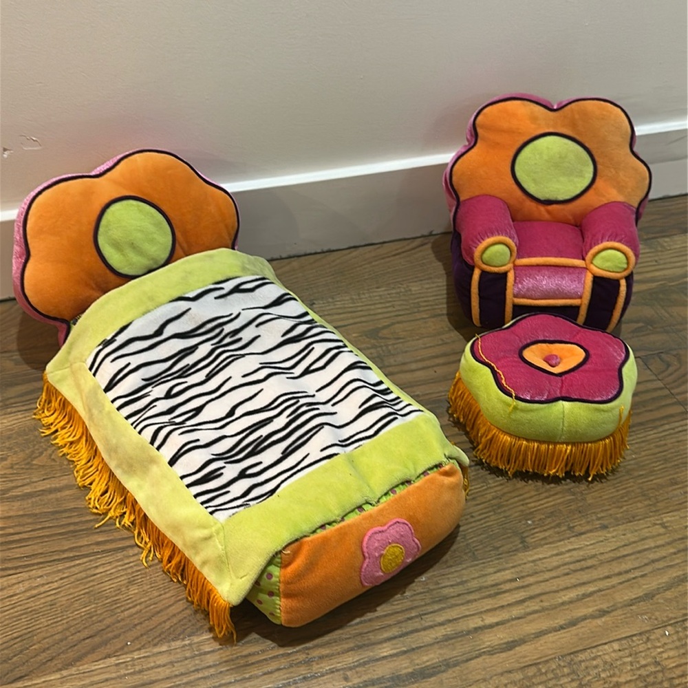 Barbie Doll furniture / accessories
